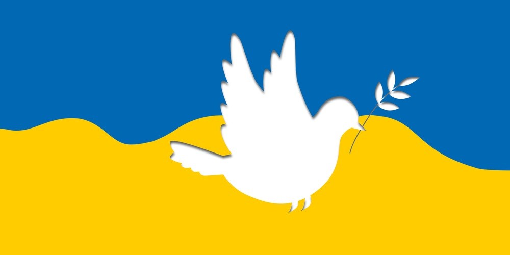 Die ukrainische Flagge, illustriert mit einer Friendenstaube in der Mitte.